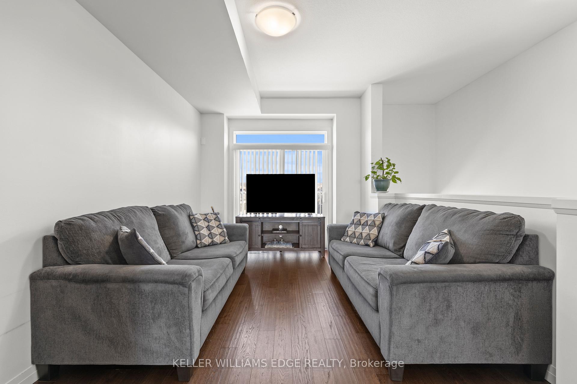 Photo 8 of Unit 197, 30 Time Square Boulevard, Hamilton, Rural Stoney Creek — HOMEH