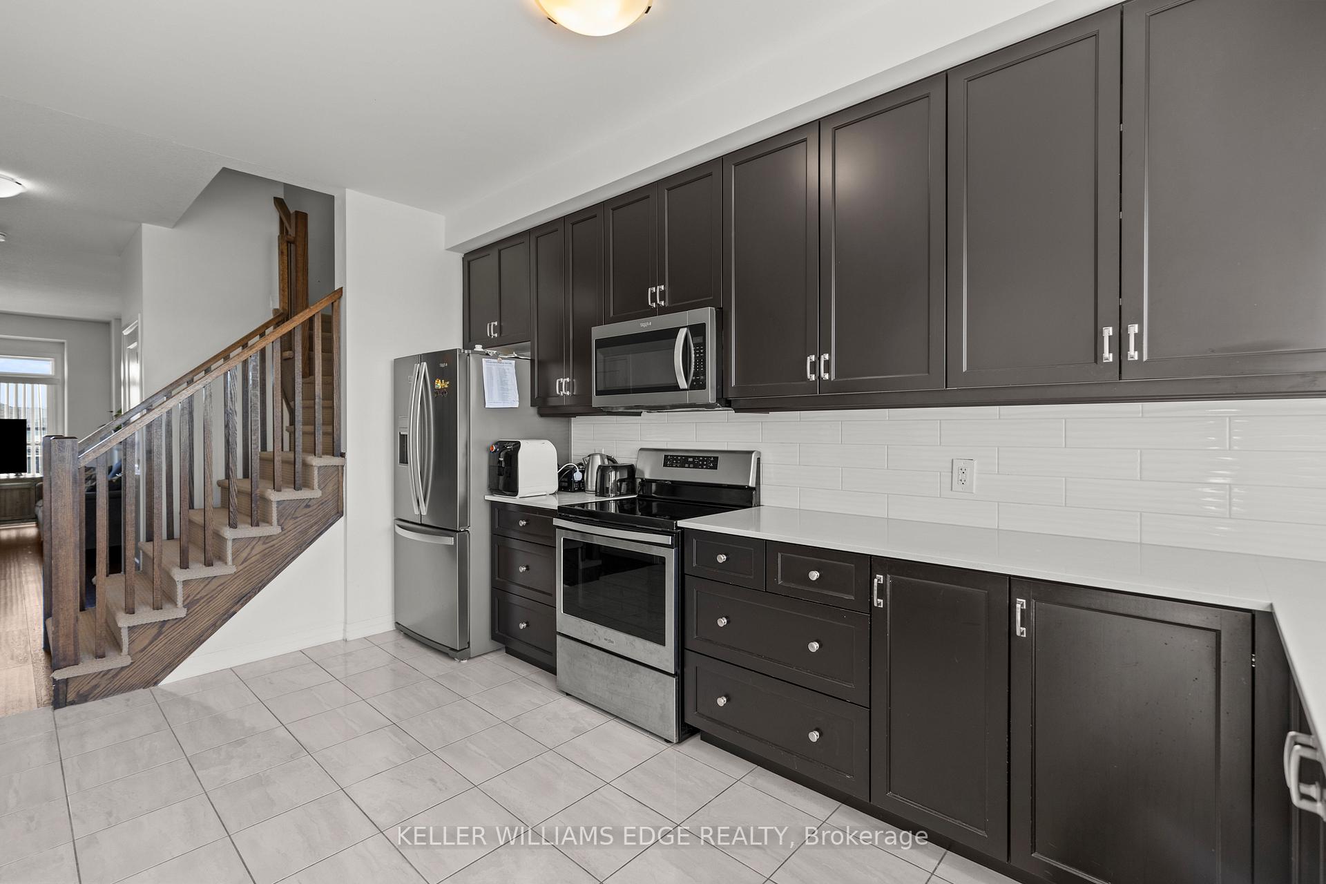 Photo 12 of Unit 197, 30 Time Square Boulevard, Hamilton, Rural Stoney Creek — HOMEH
