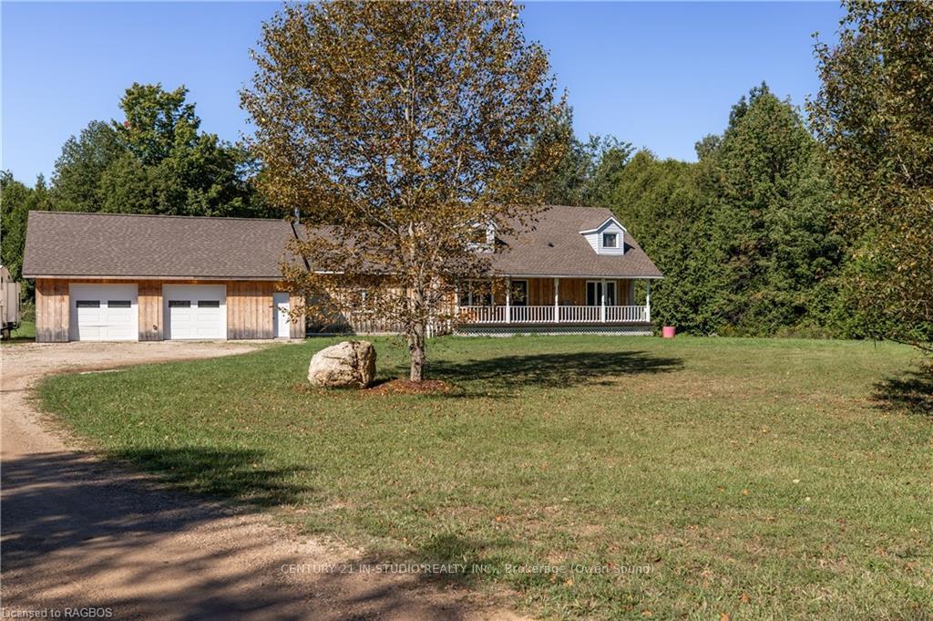 Photo 2 of 716774 West Back Line, Chatsworth — HOMEH
