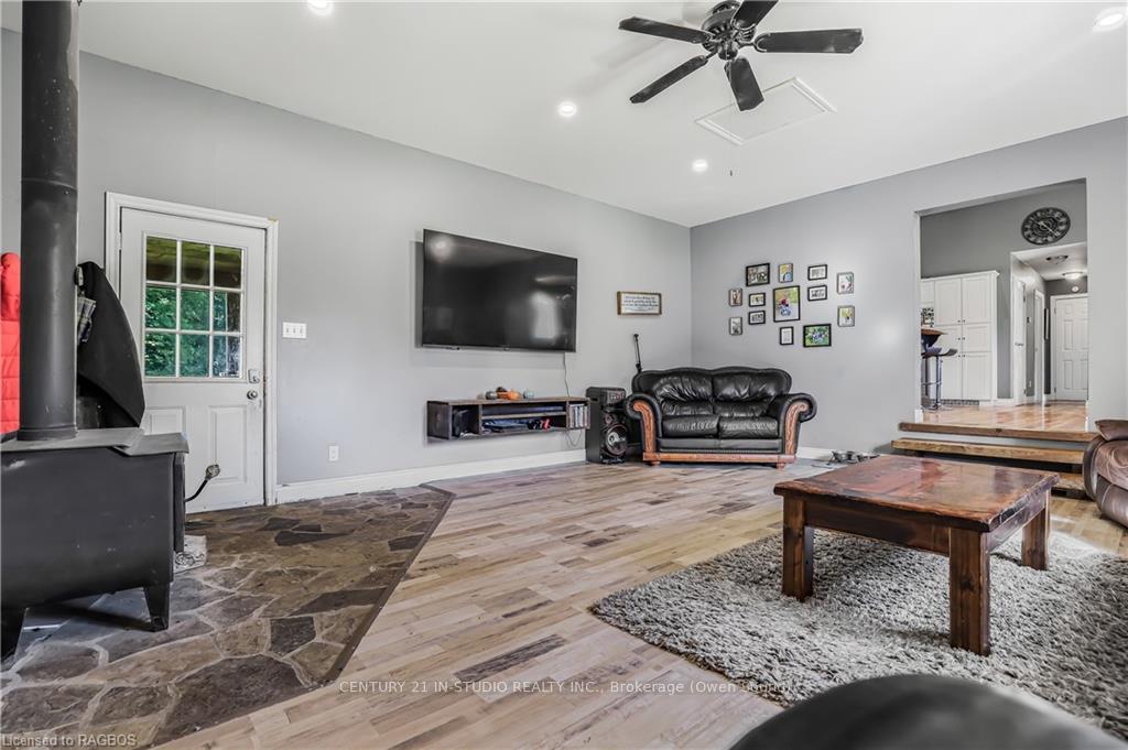 Photo 20 of 716774 West Back Line, Chatsworth — HOMEH