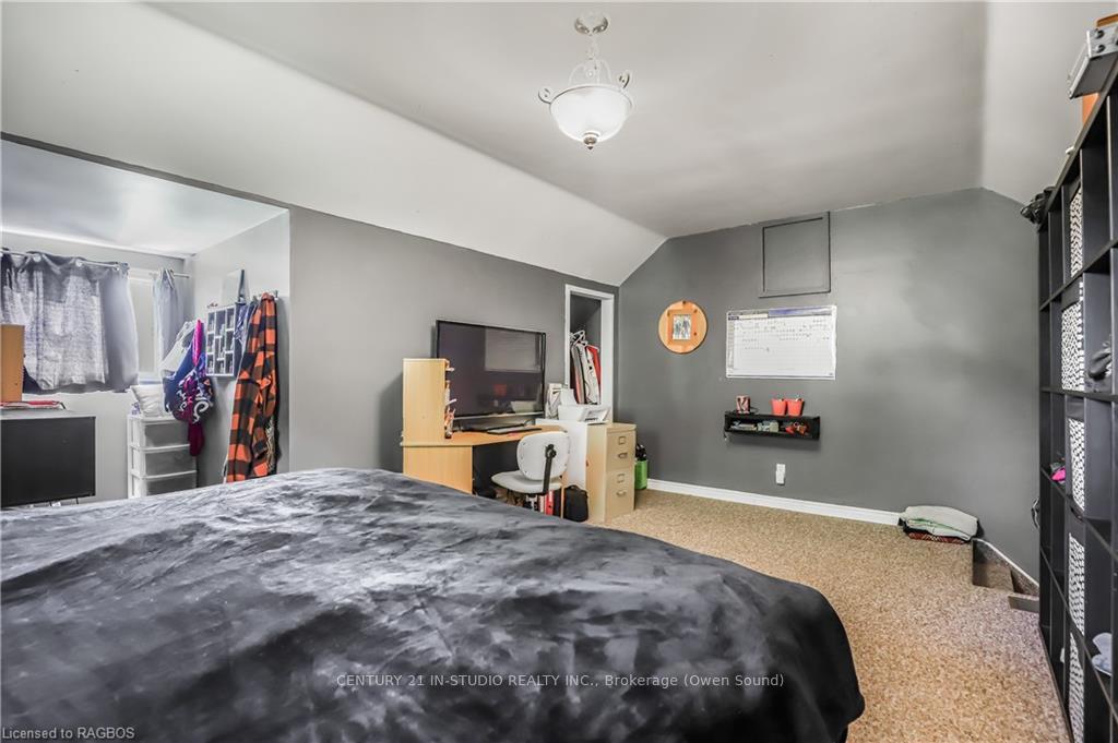 Photo 30 of 716774 West Back Line, Chatsworth — HOMEH