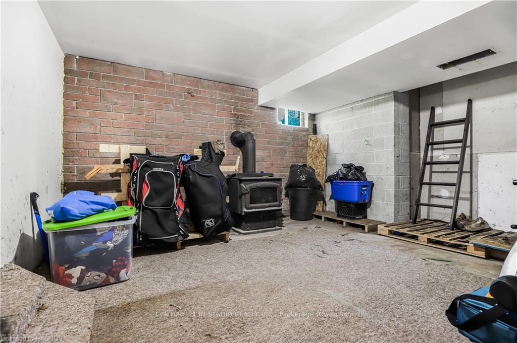 Photo 36 of 716774 West Back Line, Chatsworth — HOMEH