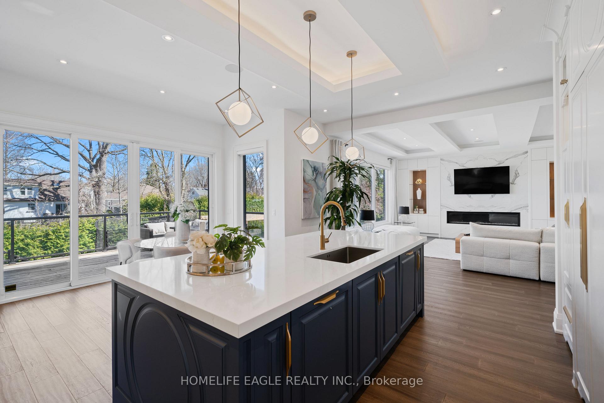 Photo 5 of 24 Royal Road, Aurora, Aurora Village — HOMEH