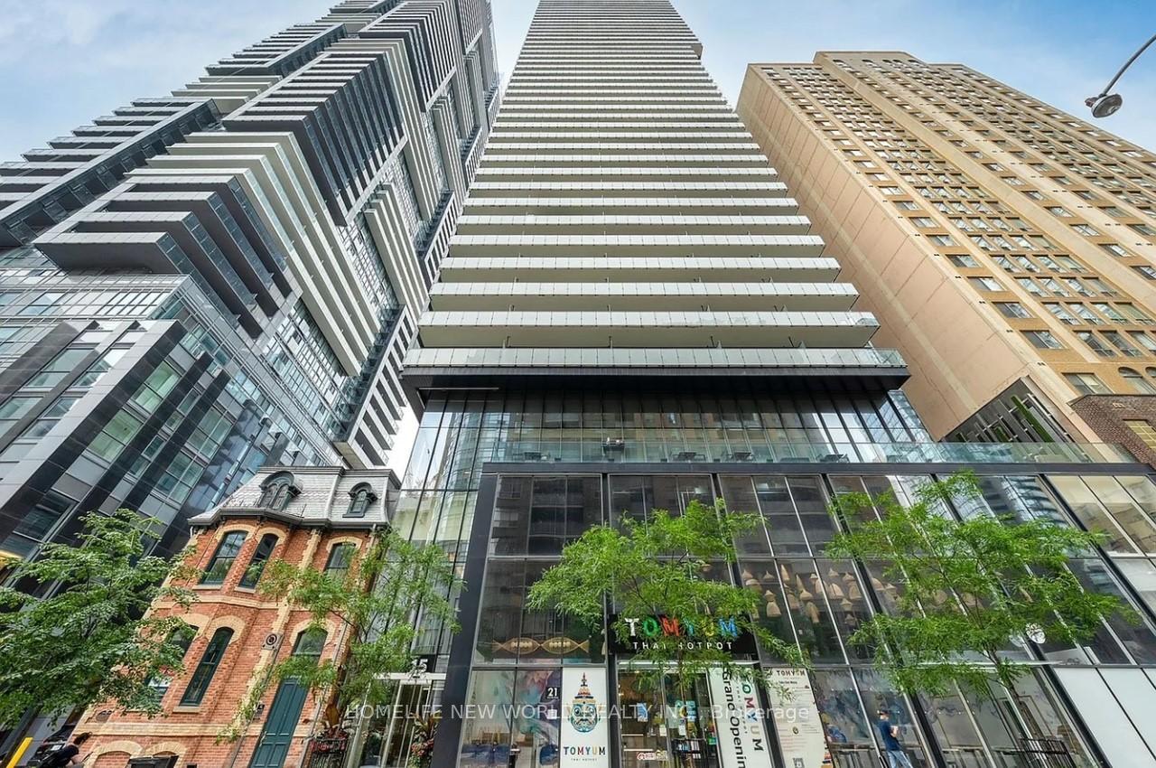 Front of Unit 408, 15 Grenville Street