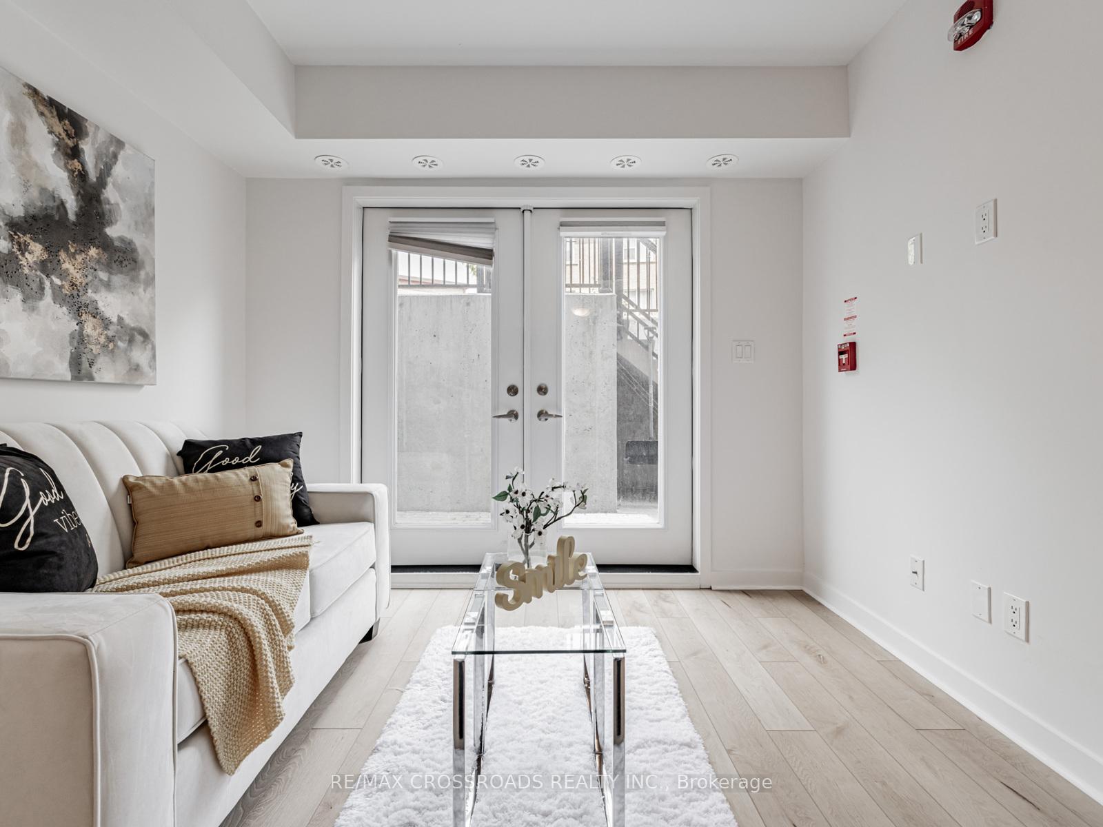 Photo 12 of Unit 4, 12 Marquette Avenue, Toronto, Englemount-Lawrence — HOMEH