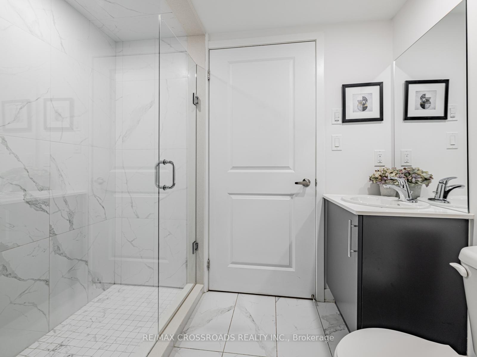 Photo 22 of Unit 4, 12 Marquette Avenue, Toronto, Englemount-Lawrence — HOMEH