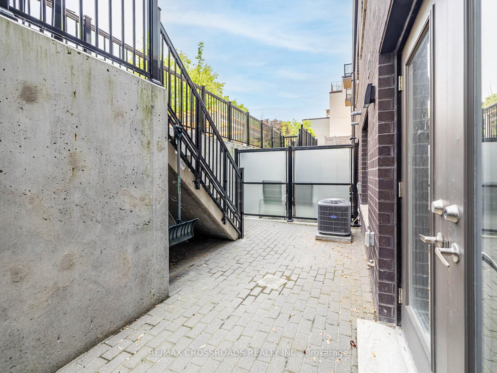 Photo 29 of Unit 4, 12 Marquette Avenue, Toronto, Englemount-Lawrence — HOMEH