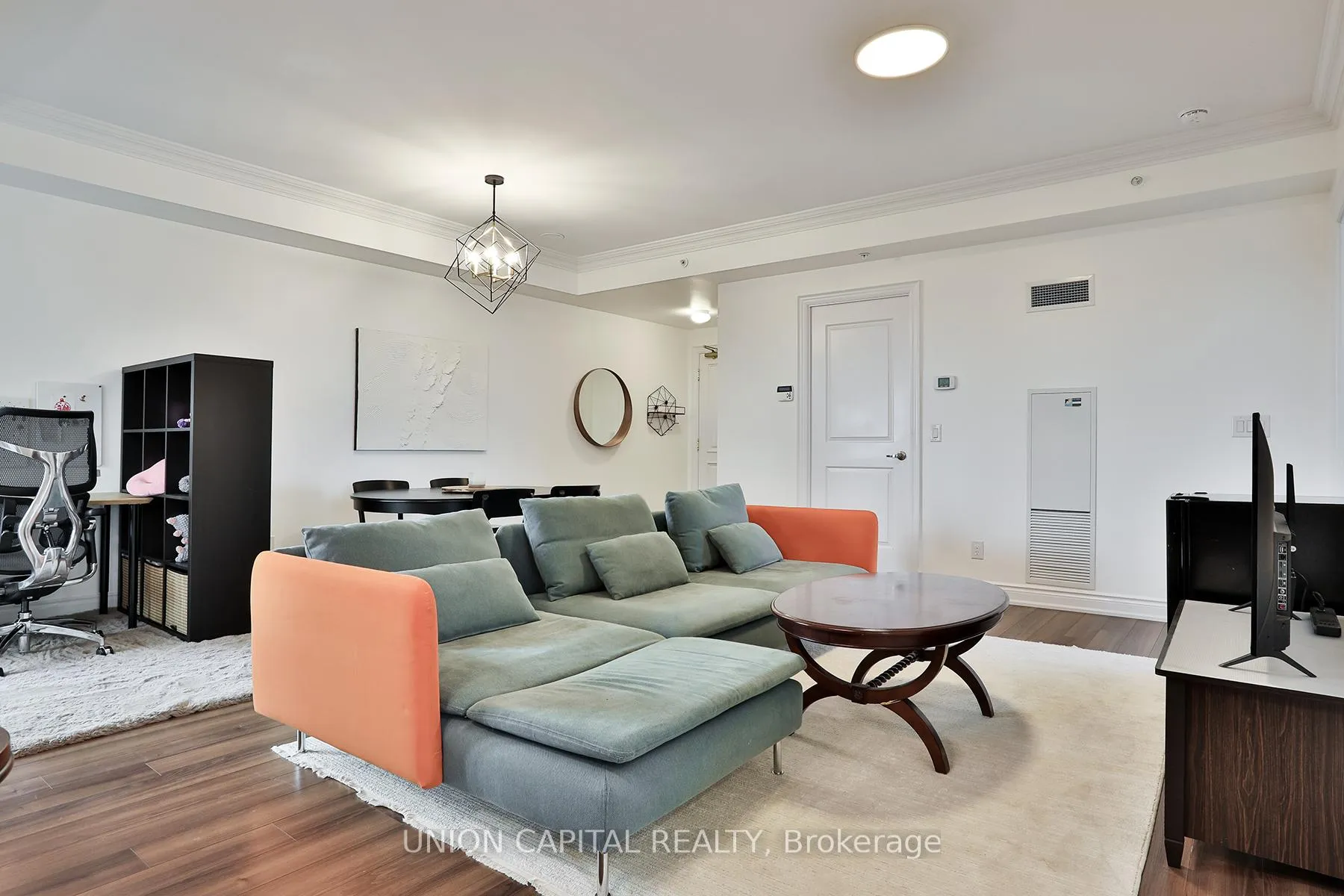 Photo 6 of Unit 605, 9255 Jane Street, Vaughan, Maple — HOMEH