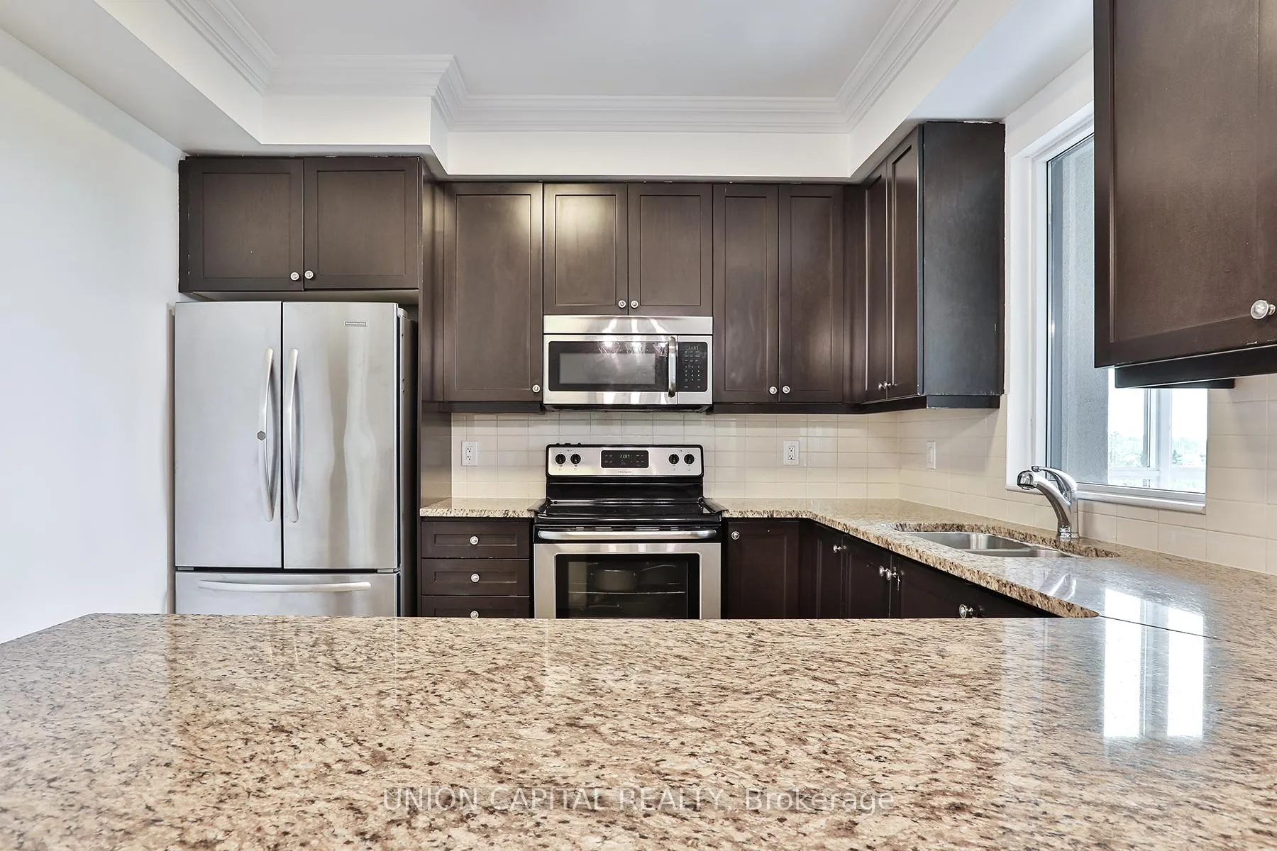 Photo 11 of Unit 605, 9255 Jane Street, Vaughan, Maple — HOMEH