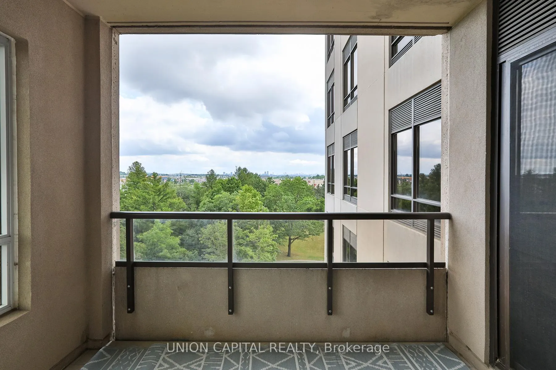 Photo 23 of Unit 605, 9255 Jane Street, Vaughan, Maple — HOMEH