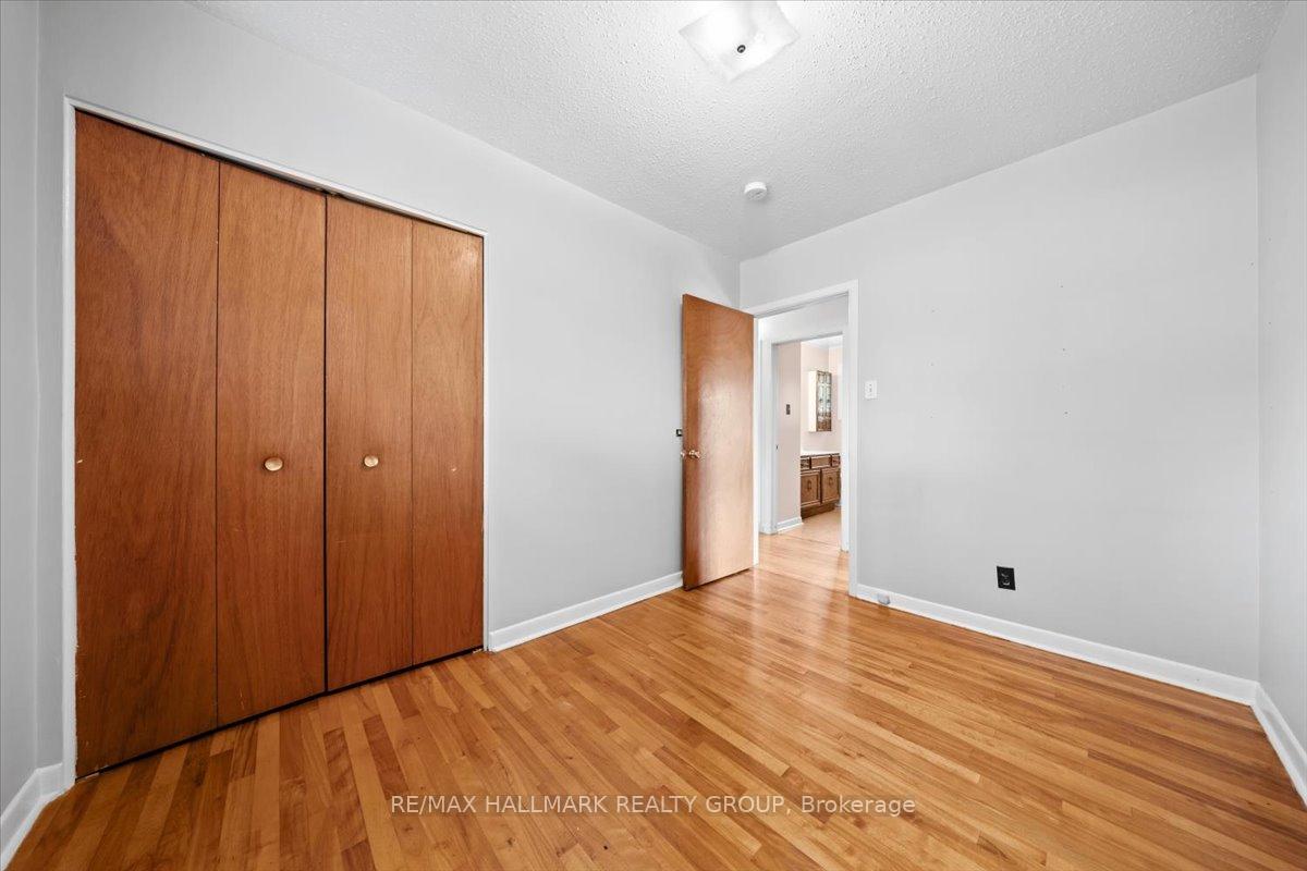 Photo 16 of 2140 Tawney Road, Ottawa, Hawthorne Meadows — HOMEH