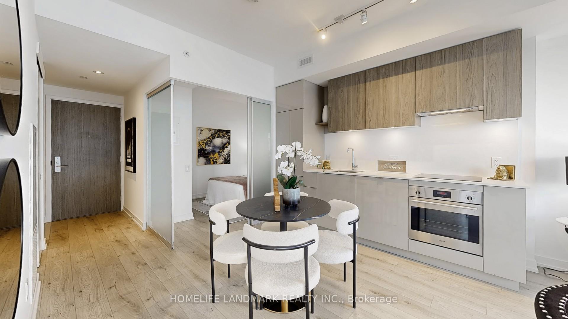 Photo 9 of Unit 3906, 161 Roehampton Avenue, Toronto, Mount Pleasant West — HOMEH