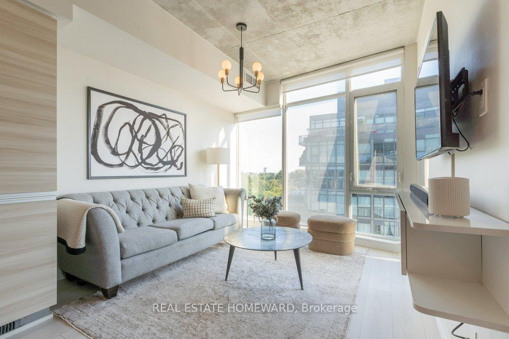 Photo 5 of Unit 809, 1190 Dundas Street E, Toronto, South Riverdale — HOMEH
