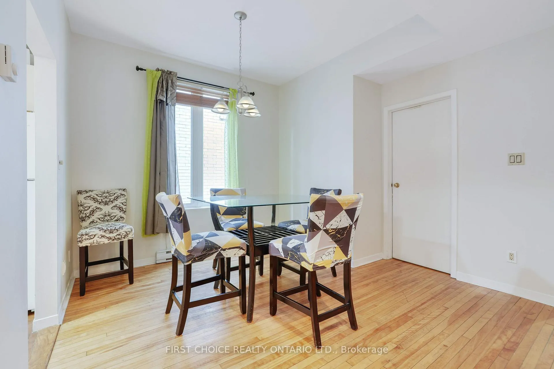 Photo 6 of 18 Rupert Street, Ottawa, Glebe — HOMEH