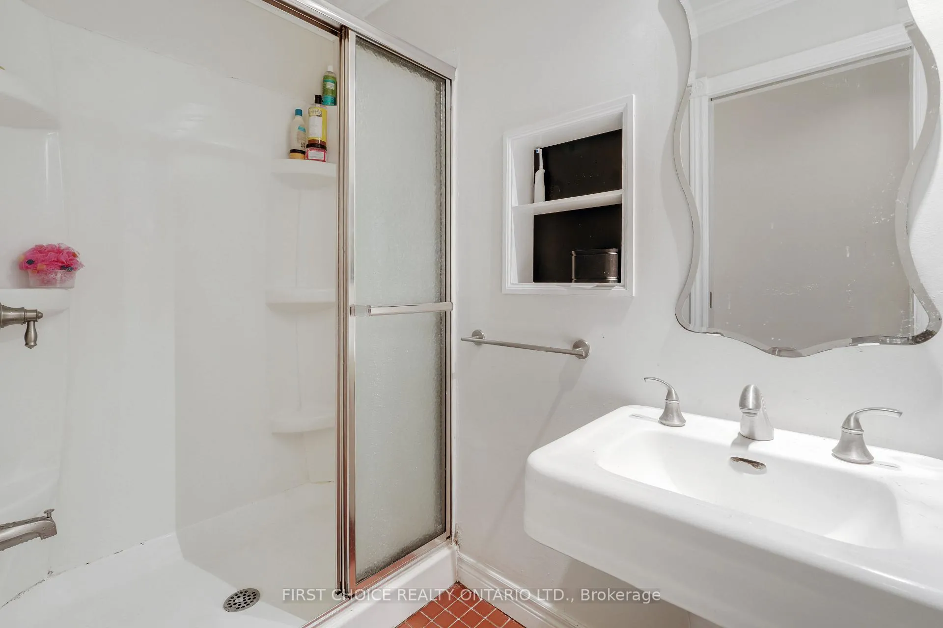 Photo 9 of 18 Rupert Street, Ottawa, Glebe — HOMEH