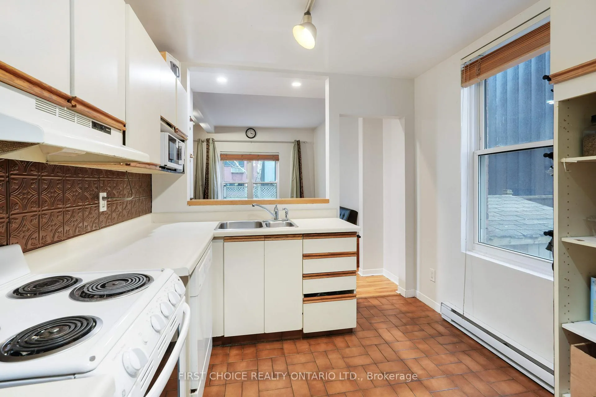 Photo 16 of 18 Rupert Street, Ottawa, Glebe — HOMEH