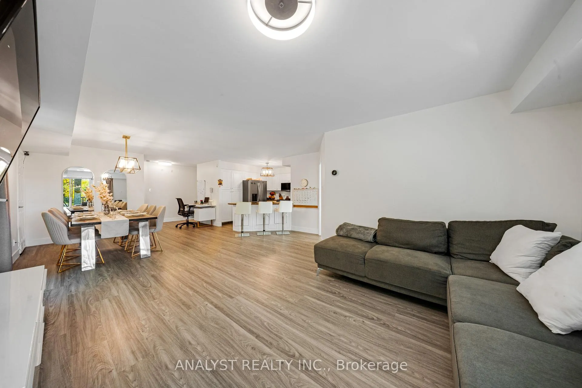 Photo 4 of Unit 107, 245 Pine Grove Road, Vaughan, Islington Woods — HOMEH