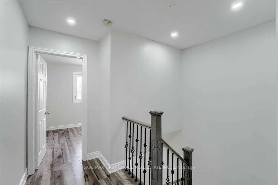 Photo 13 of 6 Wildercroft Avenue, Brampton, Brampton North — HOMEH