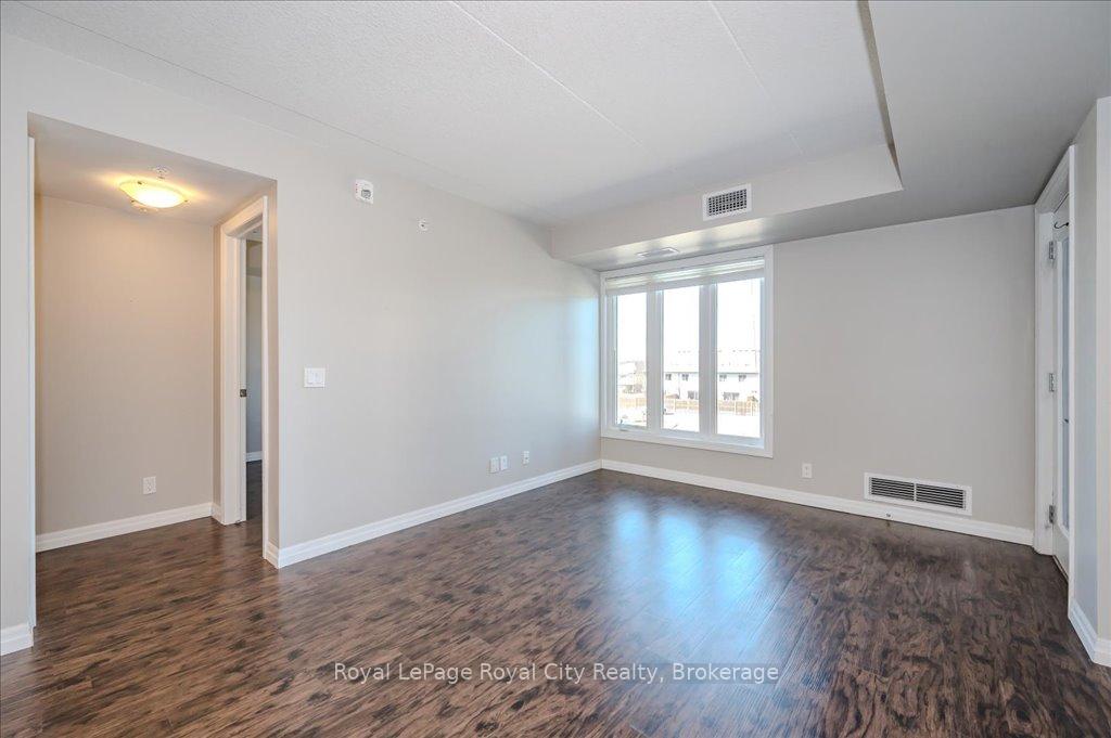 Photo 19 of Unit 105, 108 Summit Ridge Drive, Guelph, Grange Road — HOMEH