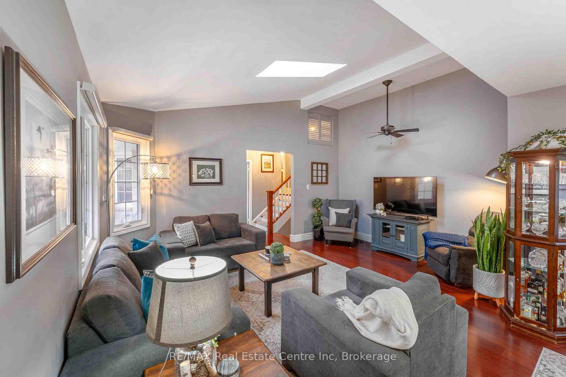 Photo 6 of Unit 3, 94 Woodlawn Road E, Guelph, Victoria North — HOMEH
