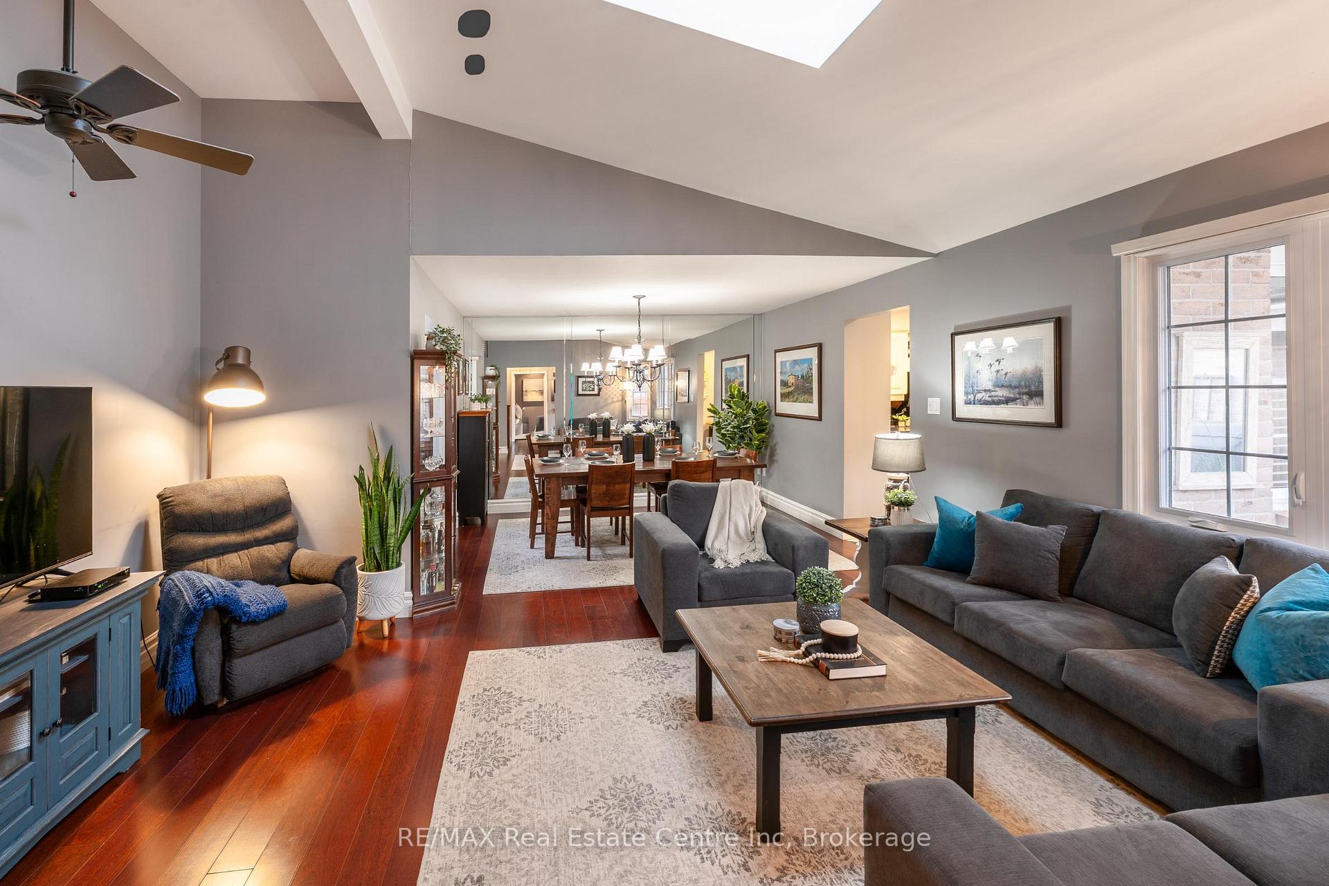Photo 7 of Unit 3, 94 Woodlawn Road E, Guelph, Victoria North — HOMEH