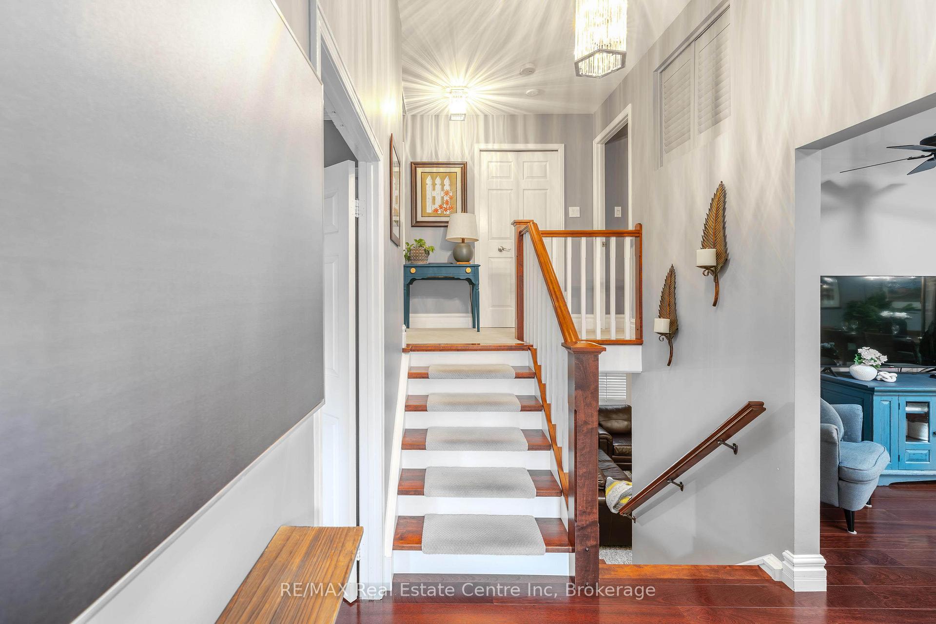 Photo 10 of Unit 3, 94 Woodlawn Road E, Guelph, Victoria North — HOMEH