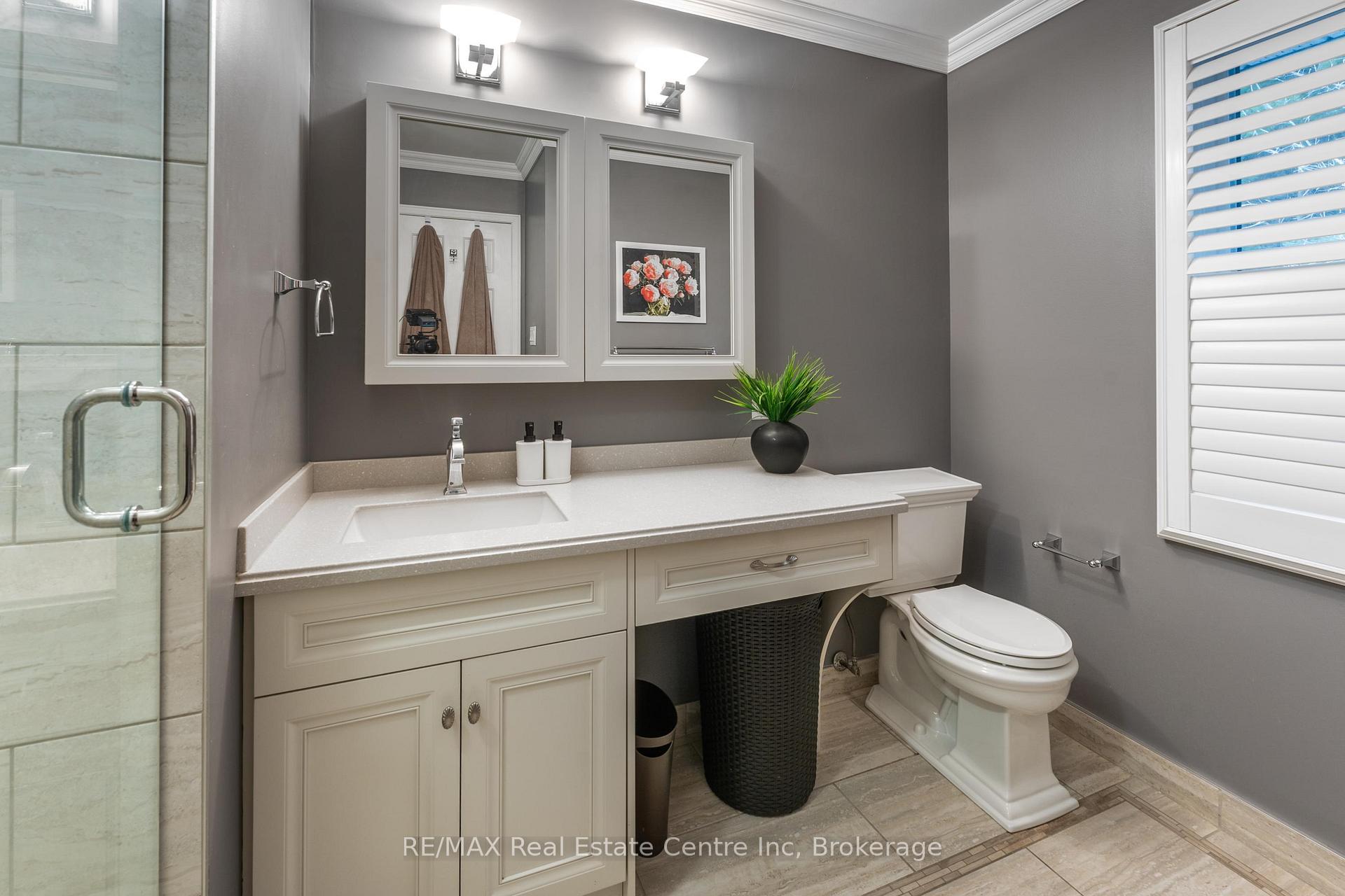 Photo 12 of Unit 3, 94 Woodlawn Road E, Guelph, Victoria North — HOMEH