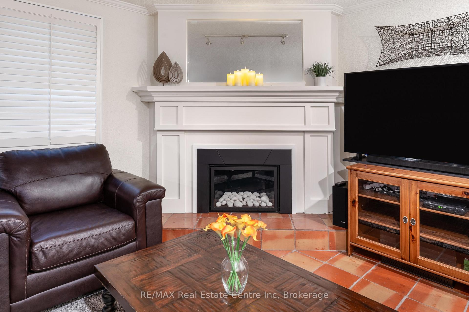 Photo 18 of Unit 3, 94 Woodlawn Road E, Guelph, Victoria North — HOMEH