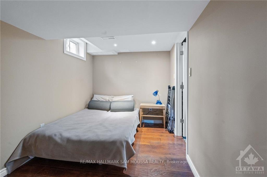 Photo 21 of 10 Lotus Court, Ottawa, Carson Grove — HOMEH
