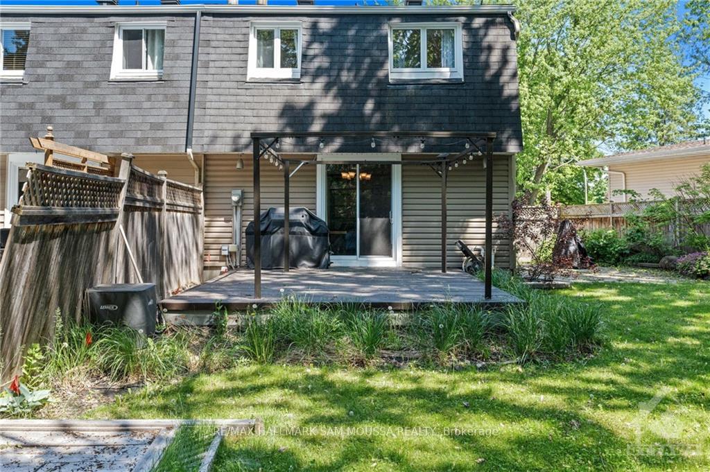 Photo 25 of 10 Lotus Court, Ottawa, Carson Grove — HOMEH