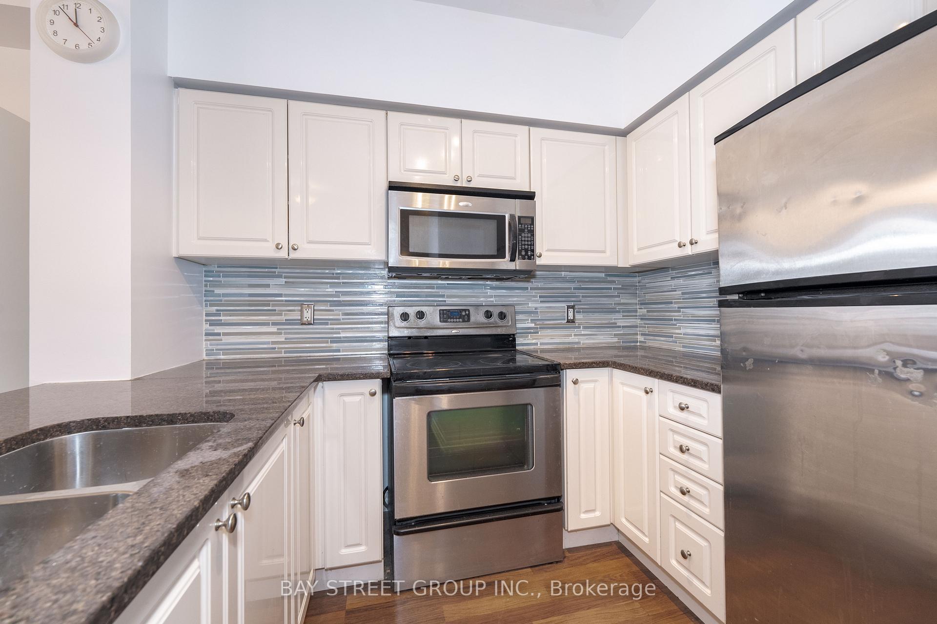 Photo 6 of Unit 1406, 9225 Jane Street, Vaughan, Maple — HOMEH