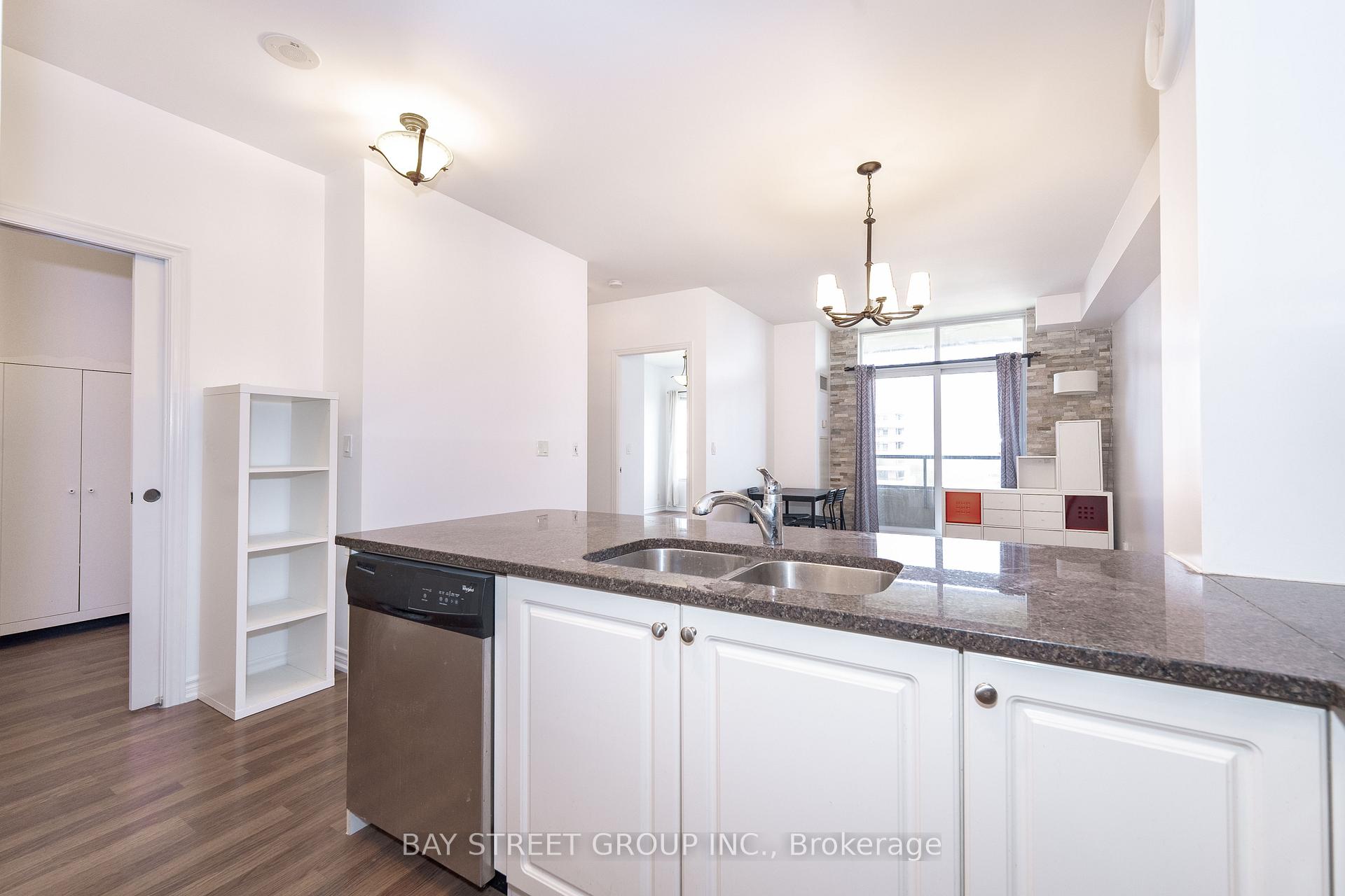Photo 7 of Unit 1406, 9225 Jane Street, Vaughan, Maple — HOMEH