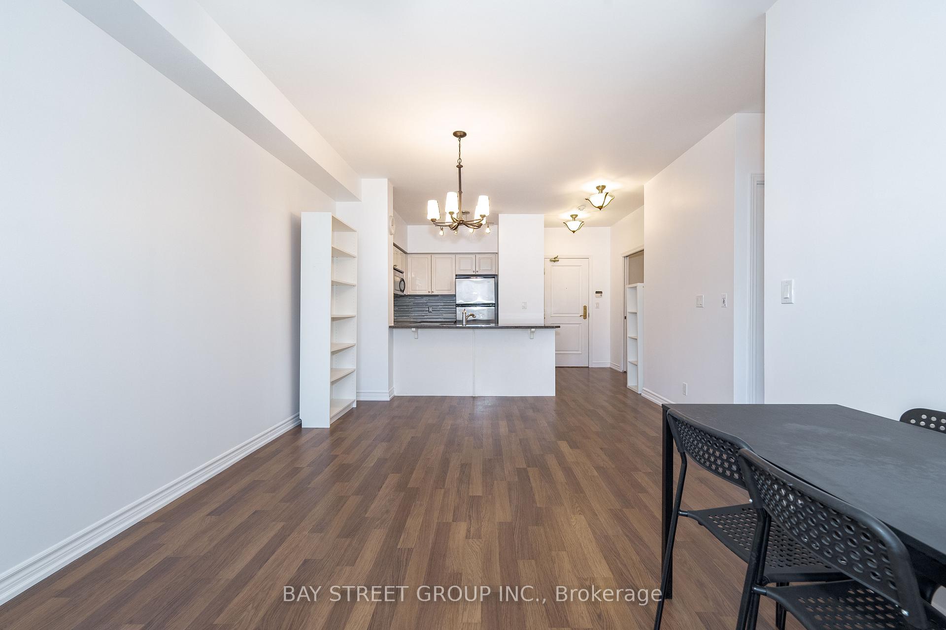 Photo 17 of Unit 1406, 9225 Jane Street, Vaughan, Maple — HOMEH