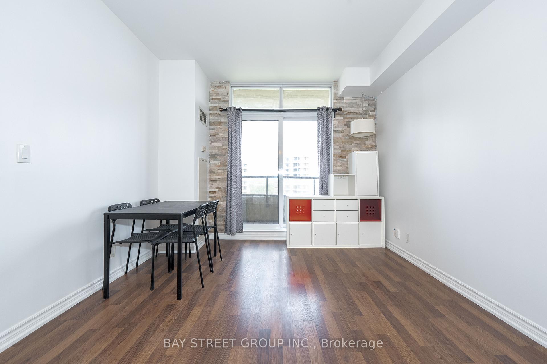 Photo 18 of Unit 1406, 9225 Jane Street, Vaughan, Maple — HOMEH