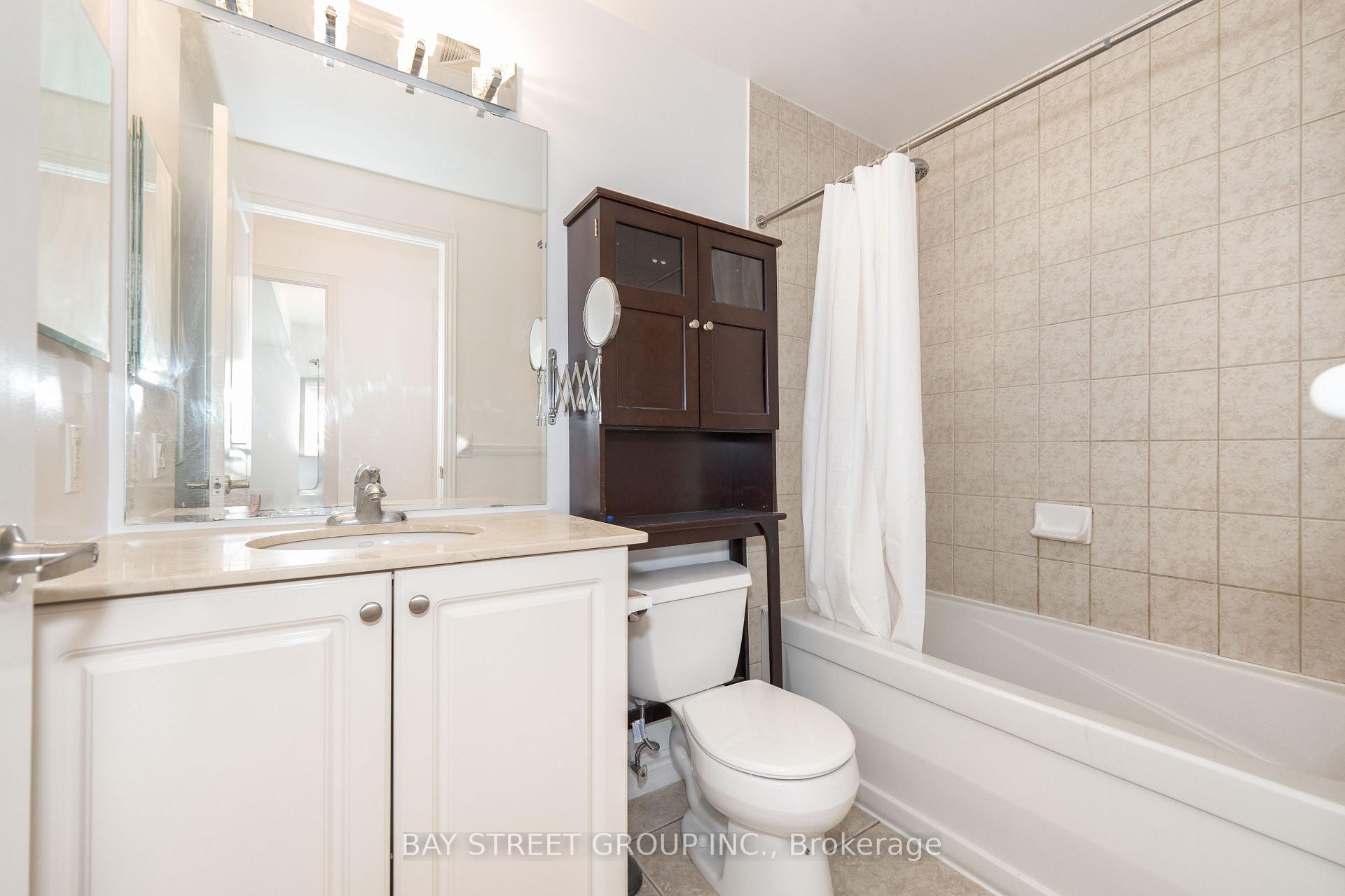 Photo 21 of Unit 1406, 9225 Jane Street, Vaughan, Maple — HOMEH