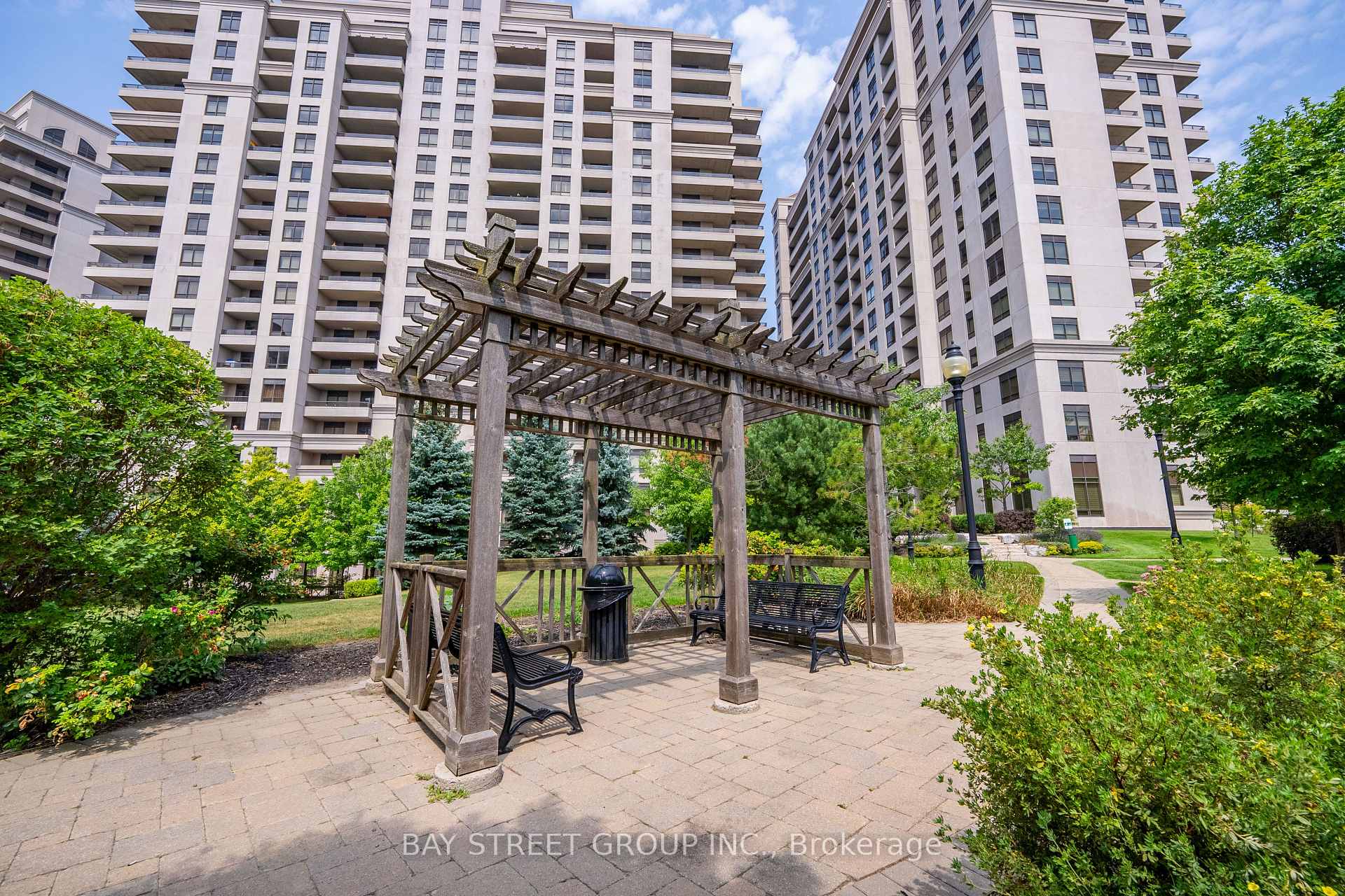 Photo 36 of Unit 1406, 9225 Jane Street, Vaughan, Maple — HOMEH