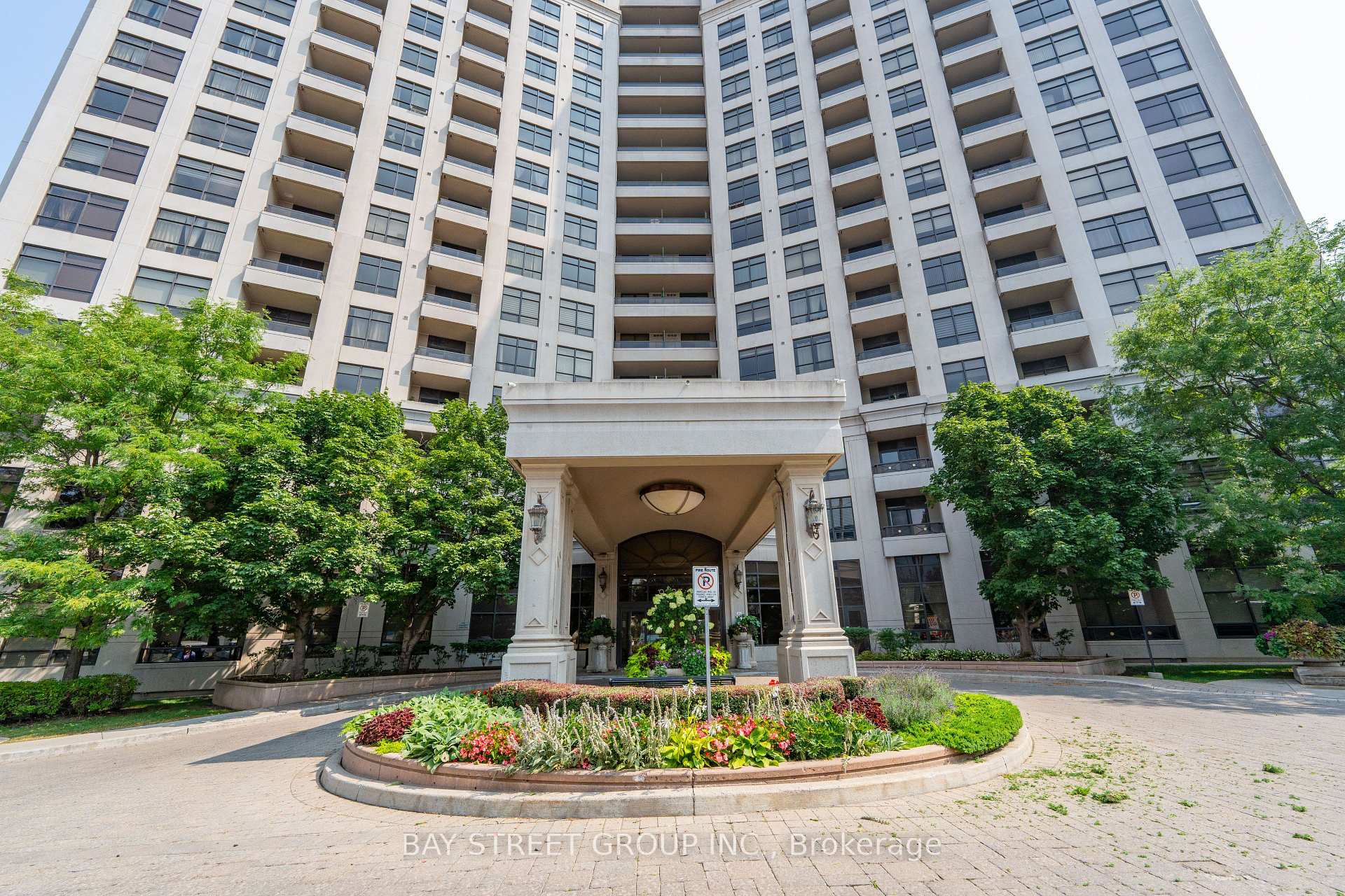 Photo 46 of Unit 1406, 9225 Jane Street, Vaughan, Maple — HOMEH