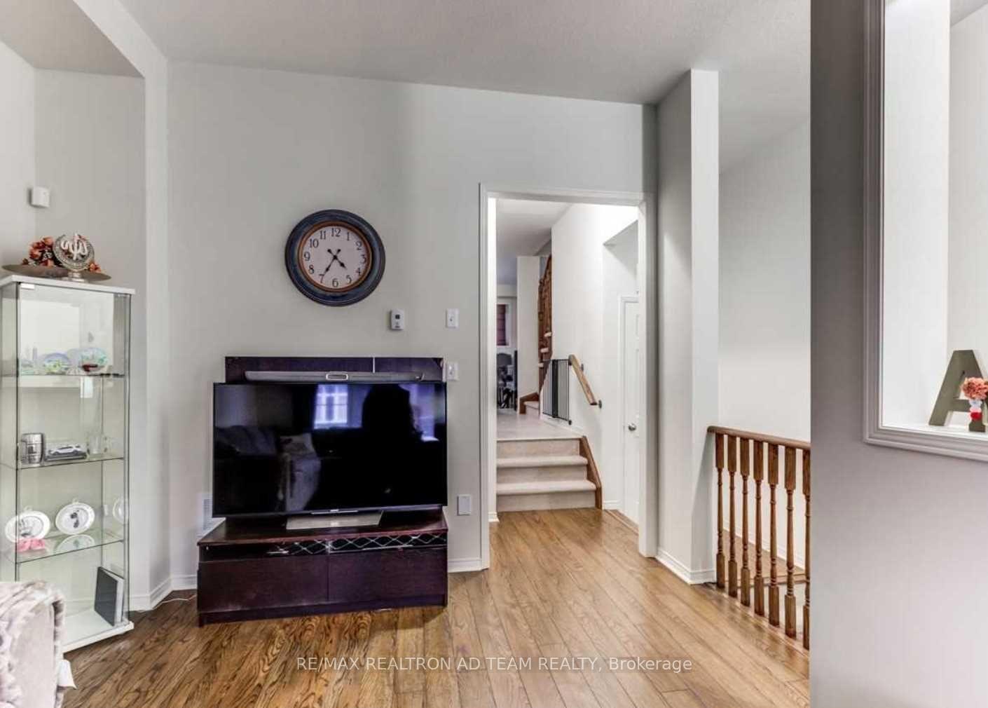 Photo 4 of 5 Burtonbury Lane, Ajax, Northeast Ajax — HOMEH