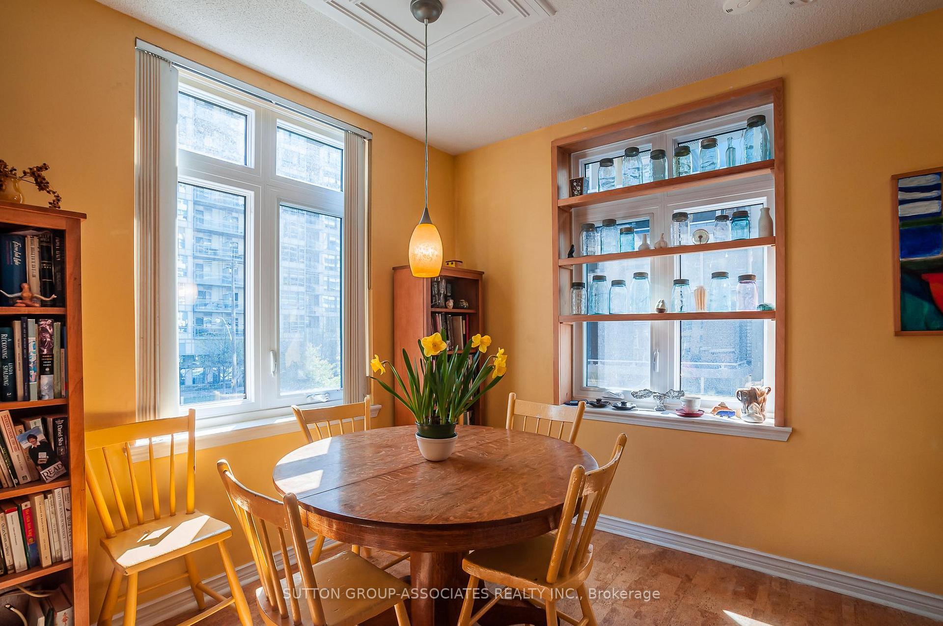 Photo 7 of Unit 28, 100 Redpath Avenue, Toronto, Mount Pleasant West — HOMEH