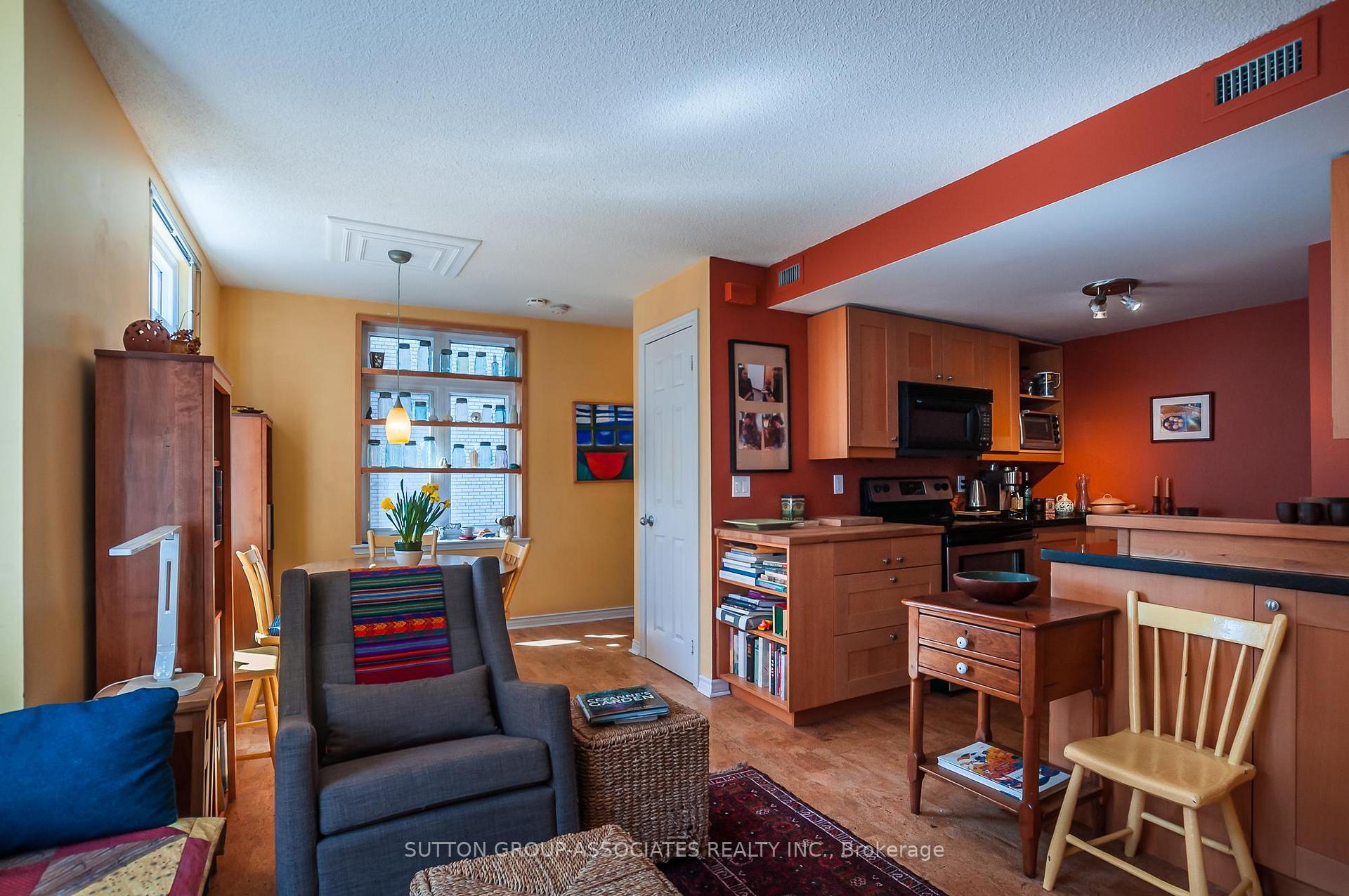 Photo 10 of Unit 28, 100 Redpath Avenue, Toronto, Mount Pleasant West — HOMEH