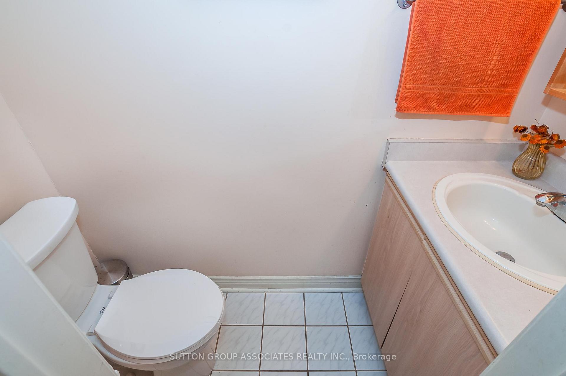 Photo 15 of Unit 28, 100 Redpath Avenue, Toronto, Mount Pleasant West — HOMEH