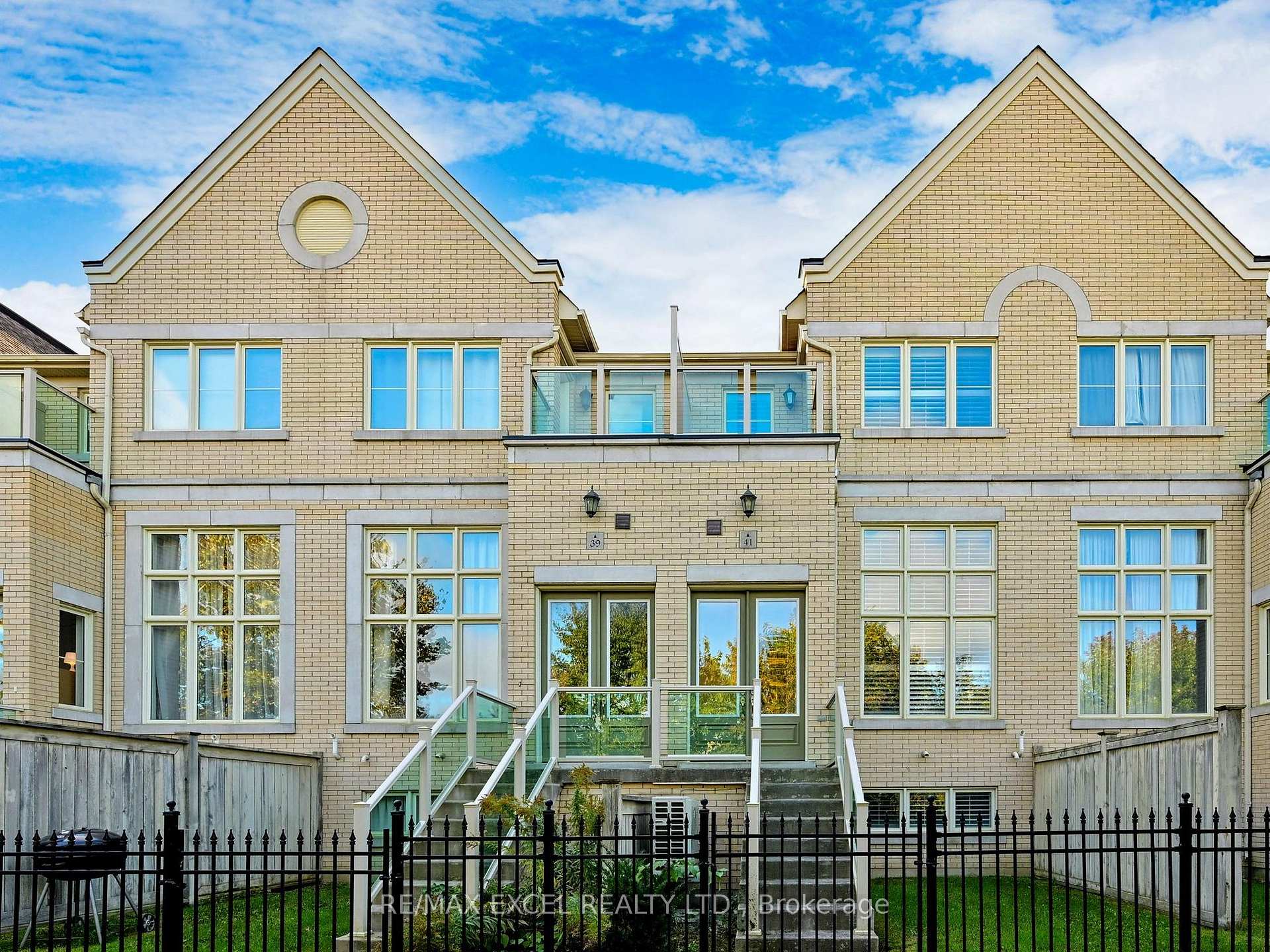 Photo 1 of 41 Victor Herbert Way, Markham, Cathedraltown — HOMEH