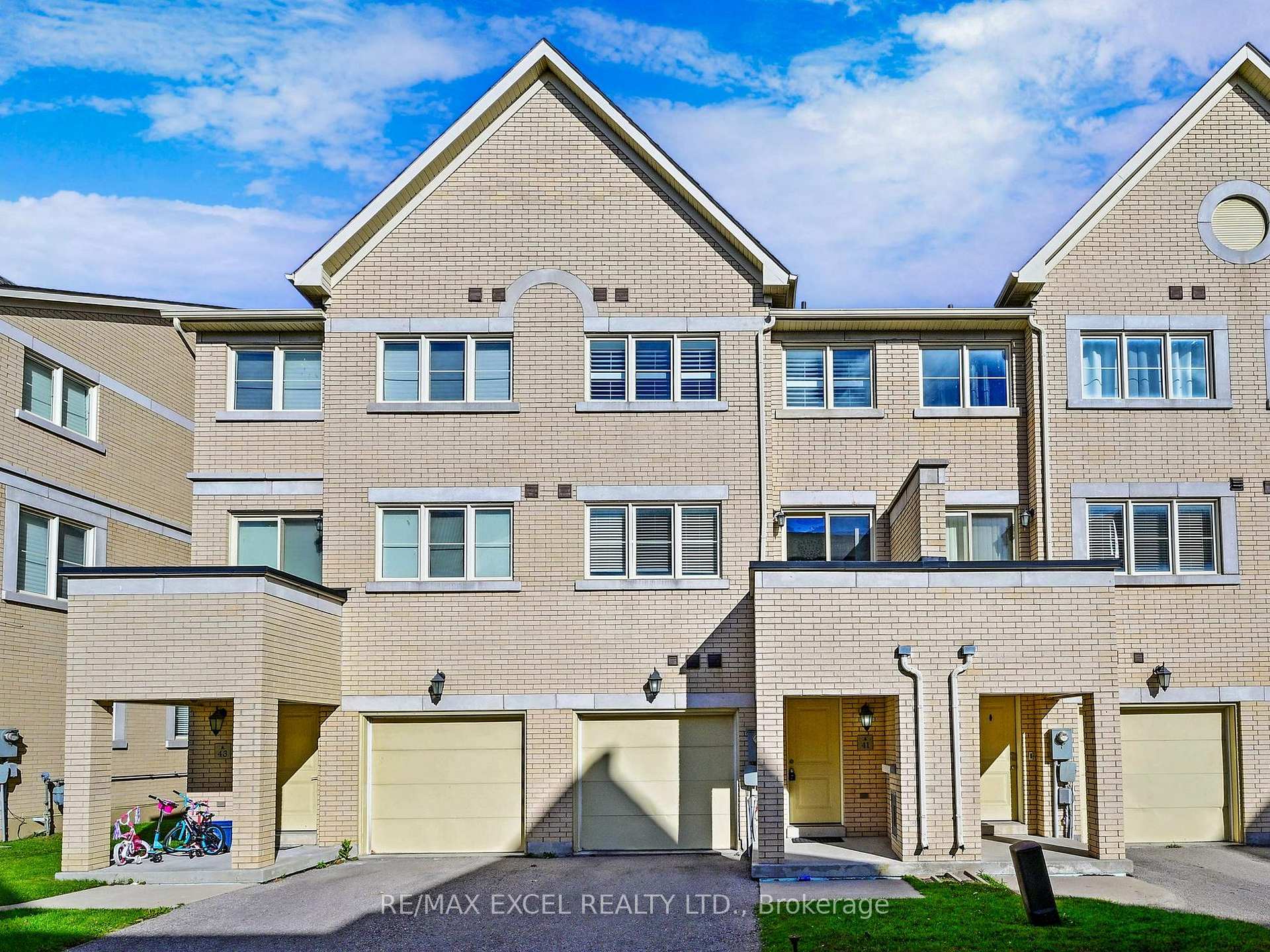 Photo 19 of 41 Victor Herbert Way, Markham, Cathedraltown — HOMEH