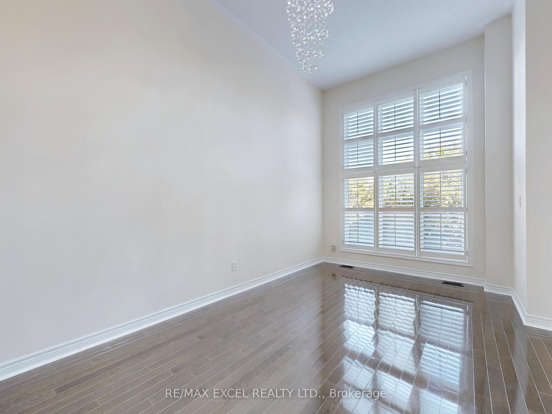 Photo 23 of 41 Victor Herbert Way, Markham, Cathedraltown — HOMEH