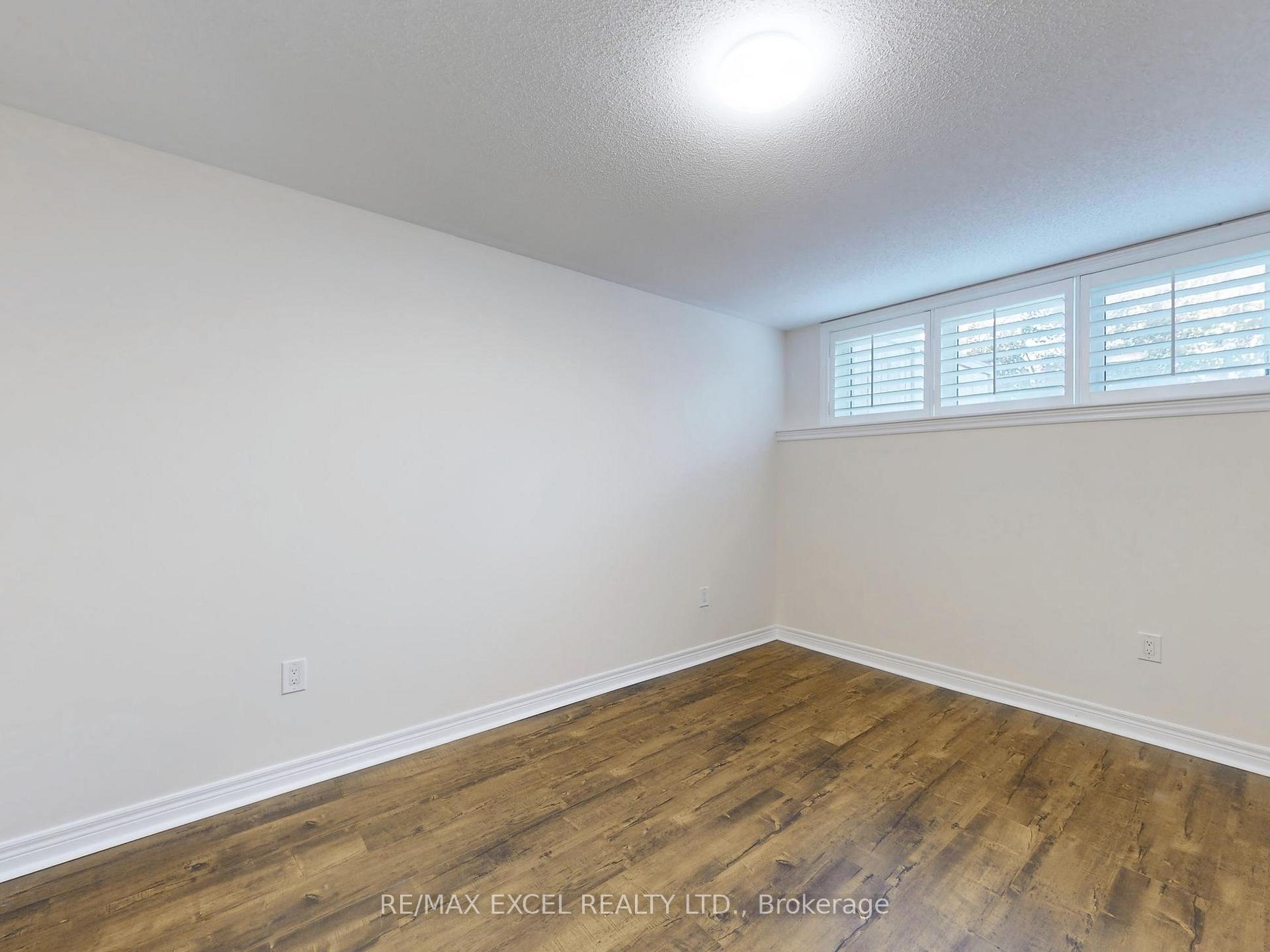 Photo 36 of 41 Victor Herbert Way, Markham, Cathedraltown — HOMEH