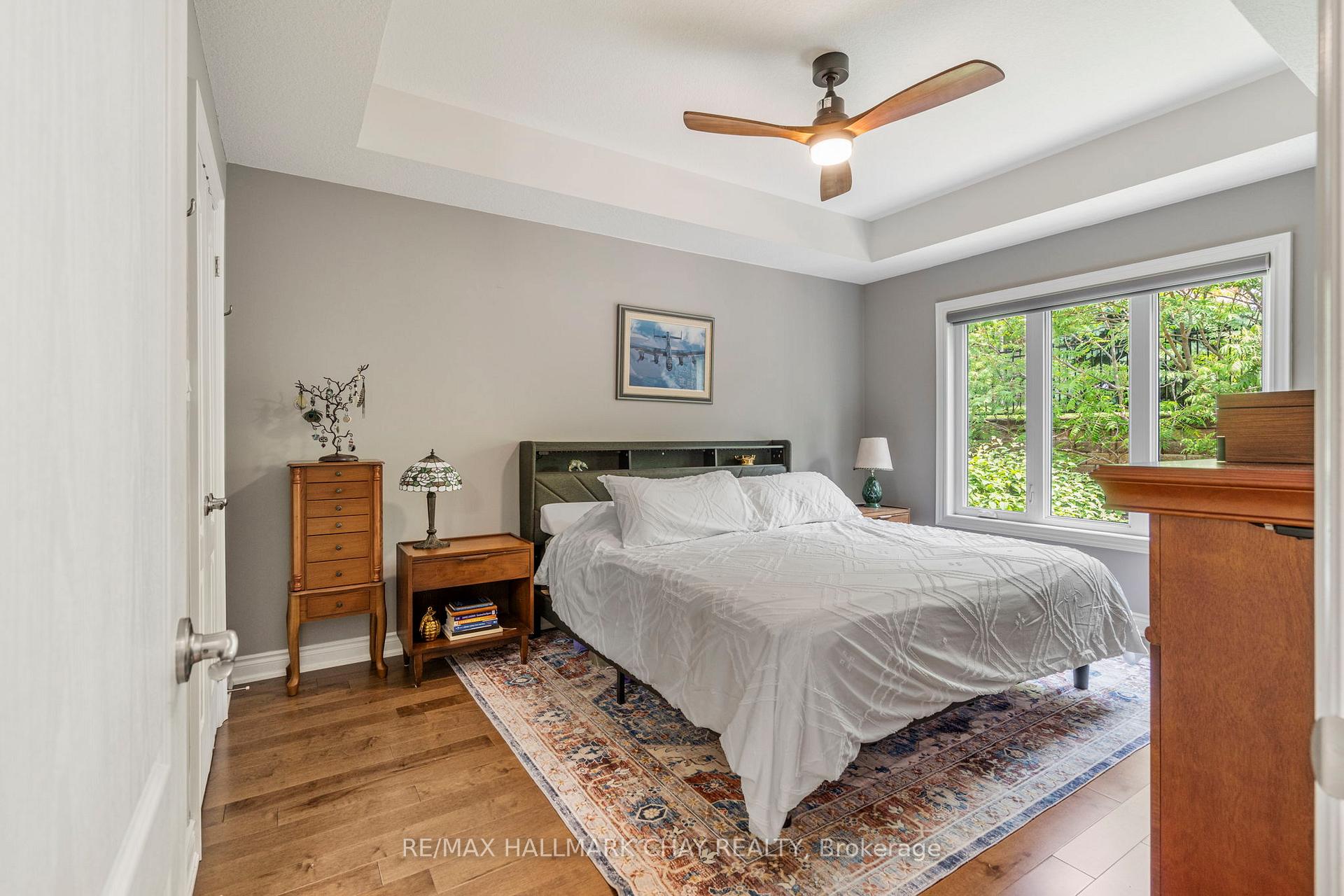 Photo 15 of 17 Hillcrest Drive, New Tecumseth, Alliston — HOMEH