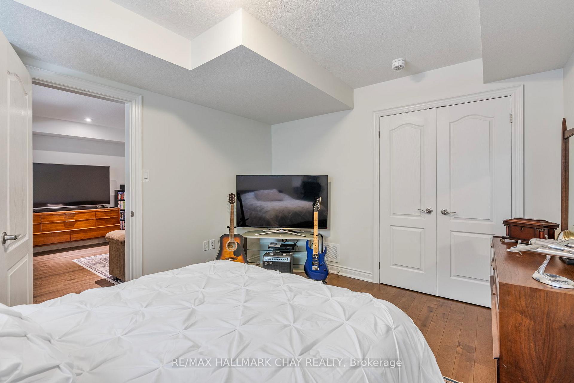 Photo 25 of 17 Hillcrest Drive, New Tecumseth, Alliston — HOMEH