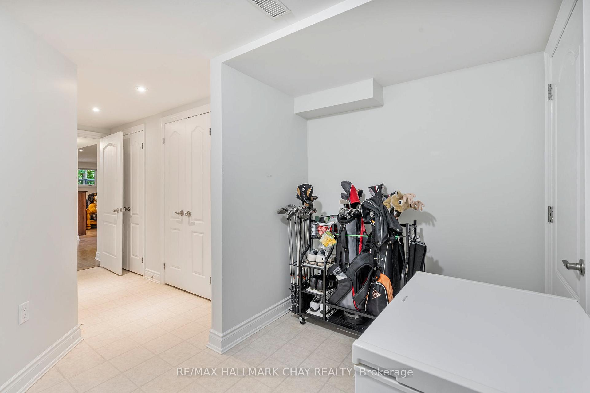 Photo 32 of 17 Hillcrest Drive, New Tecumseth, Alliston — HOMEH