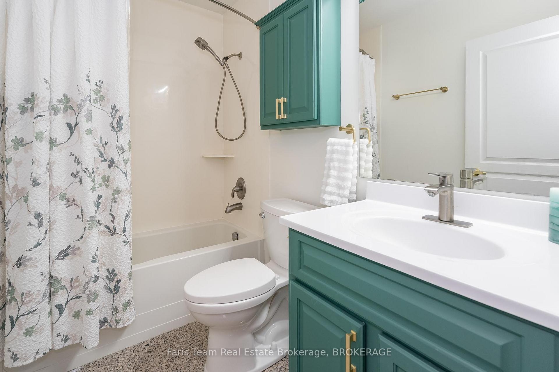 Photo 8 of Unit 409, 280 Aberdeen Boulevard, Midland — HOMEH