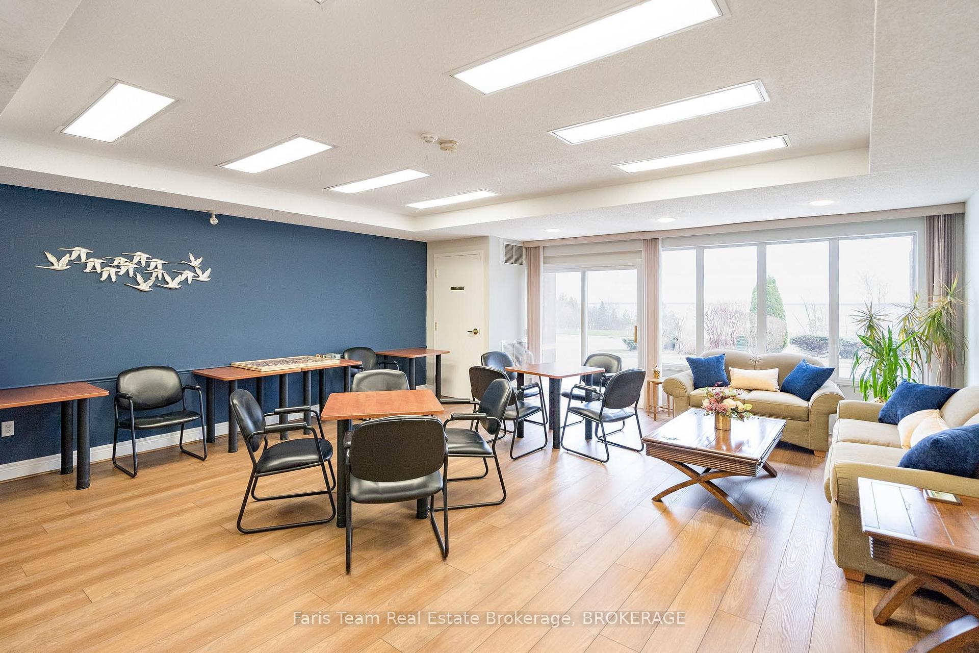 Photo 11 of Unit 409, 280 Aberdeen Boulevard, Midland — HOMEH